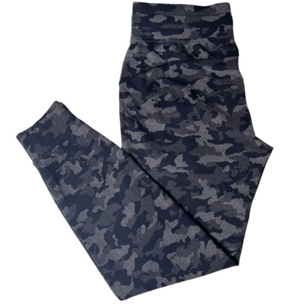 63. Lululemon Ready To Rulu Jacquard Camo Joggers - Picture 4 of 10